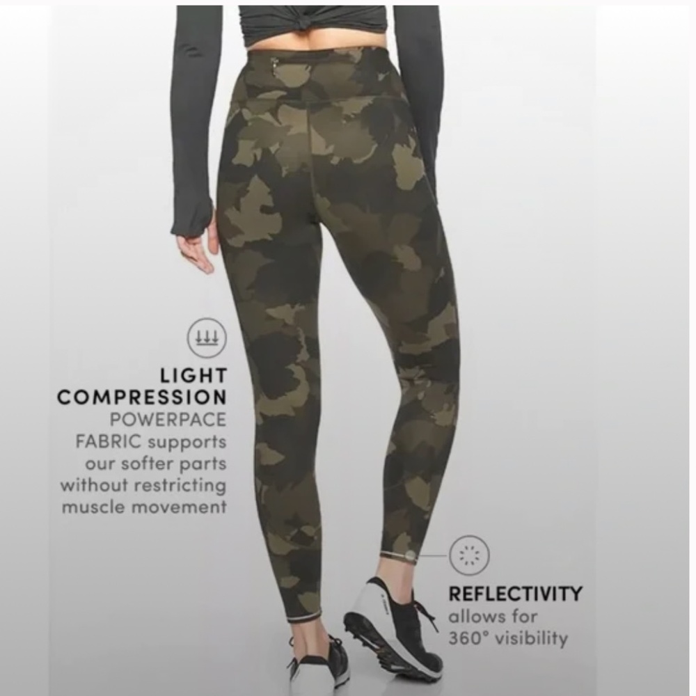 Athleta Ultimate Stash Pocket Camo 7/8 Tight , S - Picture 2 of 7